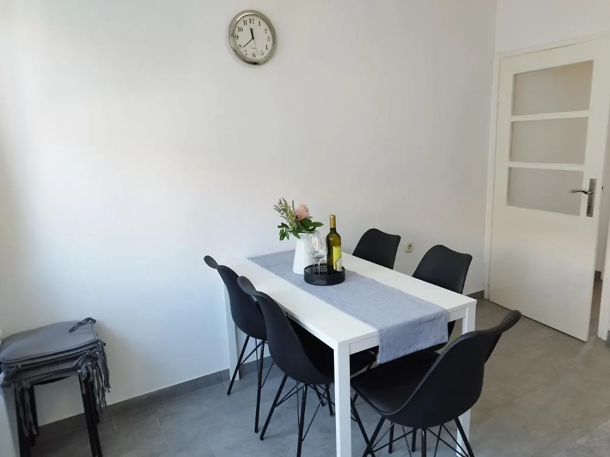 Antemma Apartment Pula 0*,  Croatia
